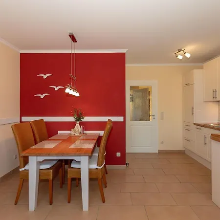 Urlaubstraeume-am-meer-wohnung-4-7-649 *